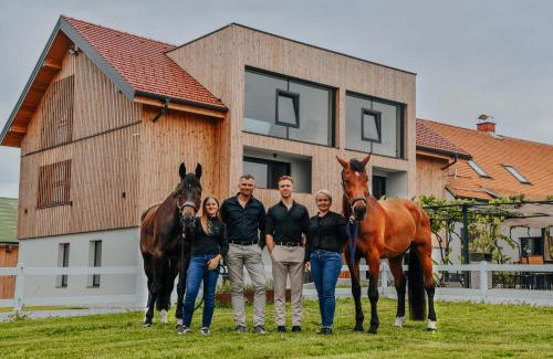 Center Hotel | Tourist Farm HOTEL FROST