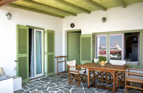 Tourlos Villa | Tourlos Beachfront House/Mykonos