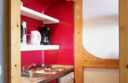 Arc-1800 Apartment | Tournavelles 2, two-room apartment south-west, at the foot of the slopes.