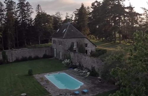 Saint-Martin-de-Cenilly Cottage | Tower Cottage on large private estate Pool Open May15-Sept30th
