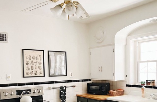 Tower Grove South House | Tower Grove South 1BR Gingerbread House