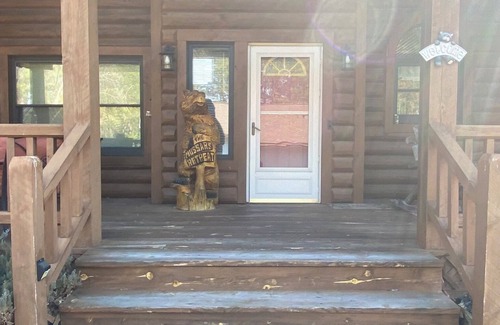Wisconsin Dells House | Towering Pines Lodge: A Hidden Haven 10 Miles from Wisconsin Dells