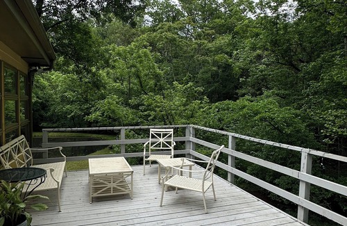 Dickerson House | Town and Country Getaway MD-DC-VA