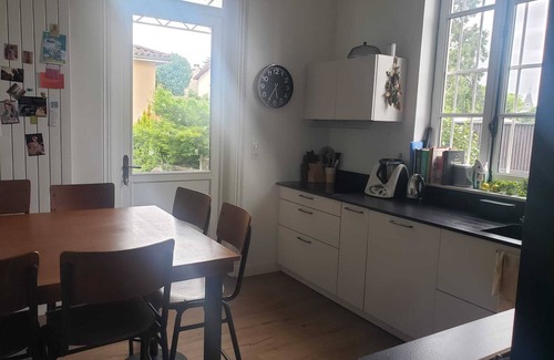 Villefranche-sur-Saone House | Town house with garden and pool/Lyon and Beaujolais