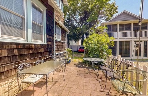 South Rehoboth Apartment | Town of Rehoboth Beach apartment w/patio, grill, 2 blocks from beach