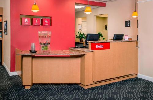 Clinton Hotel | TownePlace Suites by Marriott Clinton at Joint Base Andrews