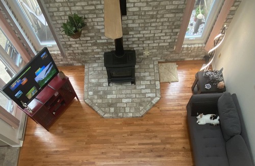 Park Forest Village House | Townhome 3 miles from Stadium - free garage parking