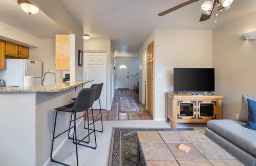 Moab South Valley House | Townhome on Moab Golf Course | Pool | Views!