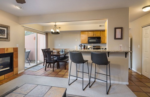 Moab South Valley House | Townhome on Moab Golf Course | Pool | Views!