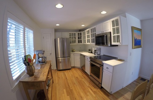 Provincetown House | Townhouse 2 Bedrooms/2.5 Baths & 2 Private Parking Spaces