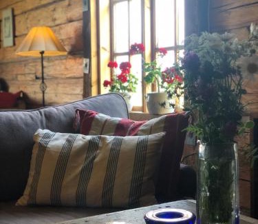Arbra House | Träslottets härbre