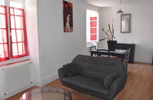 Trebes Apartment | Trèbes F3 Duplex, 10mn de la Cité de Carcassonne