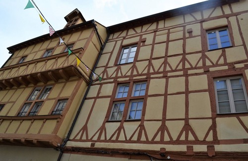 Chalon-sur-Saone Apartment | Très beau studio confort et cachet