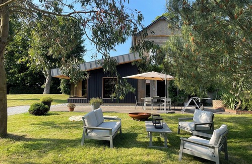 Bordeaux-Saint-Clair House | Très belle maison et son charmant pigeonnier dans un grand jardin proche Étretat