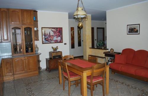 San Damiano dʼAsti Apartment | Tra Langhe, Roero e Monferrato. San Damiano d'Asti