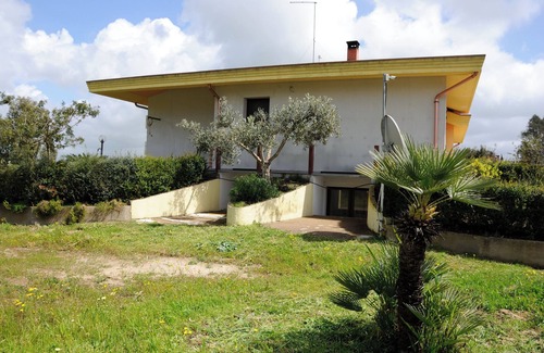 Santa Giusta Apartment | Tra Mare e Monti Appartamento in Campagna