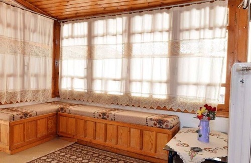 Arachova Ski Chalet | Traditional Arachova Chalet-2min from the center(Pet-friendly)
