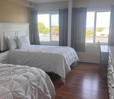 Rockland Apartment | Trade Winds on the Bay
