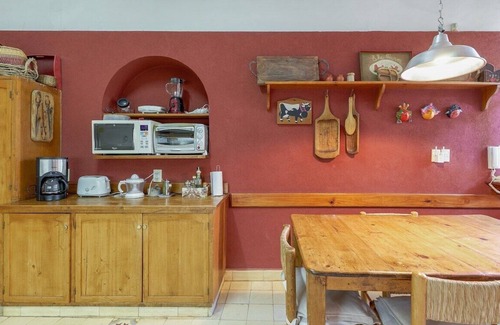 Chacras de Coria House | Tradicional Casona de época con desayuno