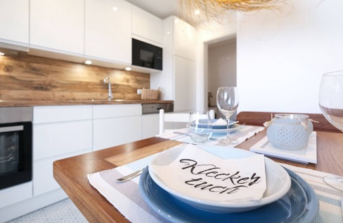 Carolinensiel House | Tradition meets modernity: captain's house on the Friedrichschleuse *