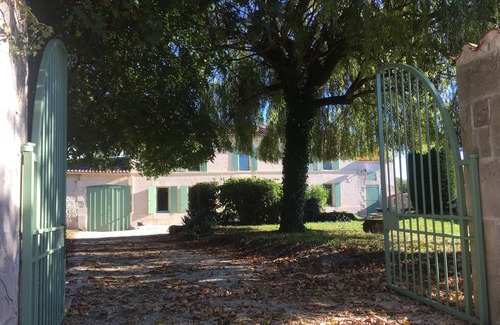 Saint-Sulpice-de-Cognac House | Traditional Charentaise house with safe heated swimming pool for children.