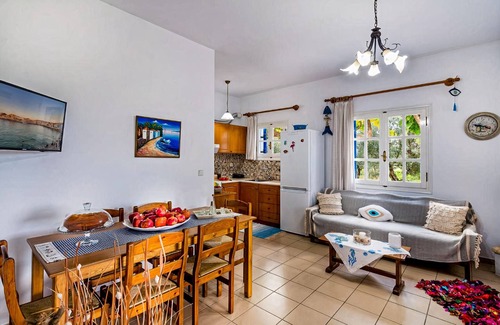 Korfalonas House | Traditional Blue house 150m from the beach with all the essentials