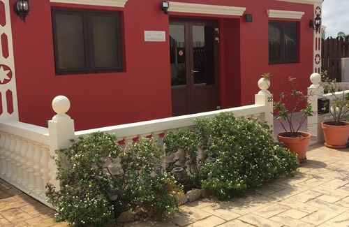Calbas Plaza Residences House | Traditional Cunucu House in Calbas Plaza Aruba