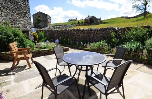 Keld Cottage | Traditional Dales Cottage Surrounded By Renowned Hay Meadows And Dry Stone Walls