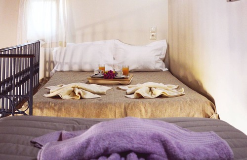 Myrtia House | Traditional guesthouse in Myrtia village