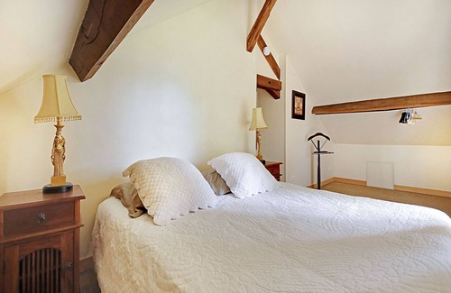 Raizeux House | Traditional Holiday Home in Raizeux with Terrace