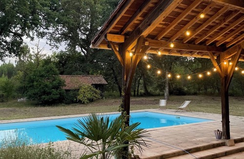 Vert House | Traditional Landes house on airial