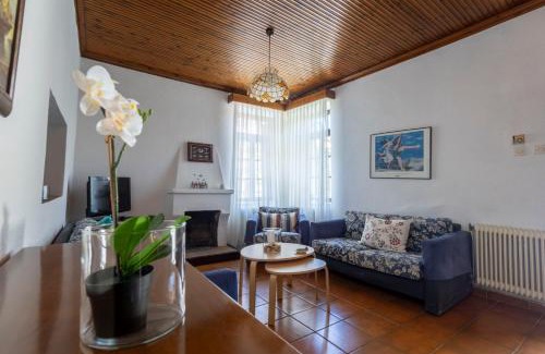 Afytos Villa | Traditional stone-built house