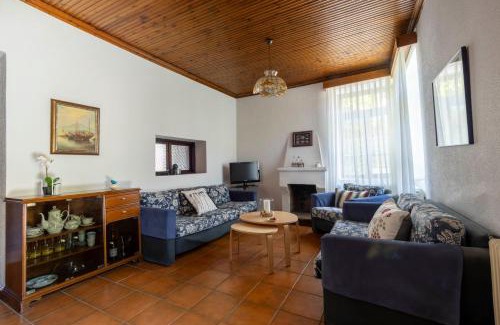 Afytos Villa | Traditional stone-built house