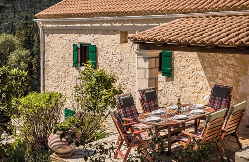 Tselendata House | Traditional Stone House Anofli 1843 - Authentic Charm in Fiskardo, Kefalonia