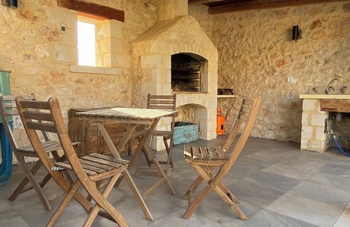 Vamos House | Traditional stone house for rent in Crete in a quiet location