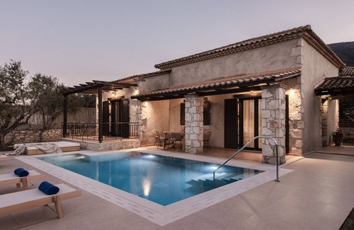 Mouzaki Villa | Traditional stone Villa , private pool , two bedrooms