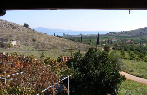 Myloi Villa | Traditional villa with great views convenient for the beach, local area & sites