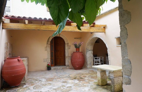 Apokoronas House | traditionnal village house for 4/6, Vafes, Apokorona, Chania