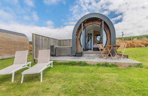 Gwbert Cottage | Traeth Pod - UK46077