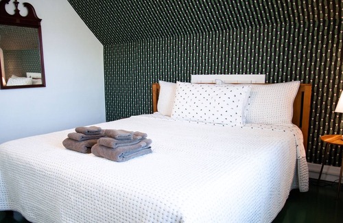 Millinocket House | Trail access ✯ Downtown ✯ Pet Friendly & No Cleaning Fee!