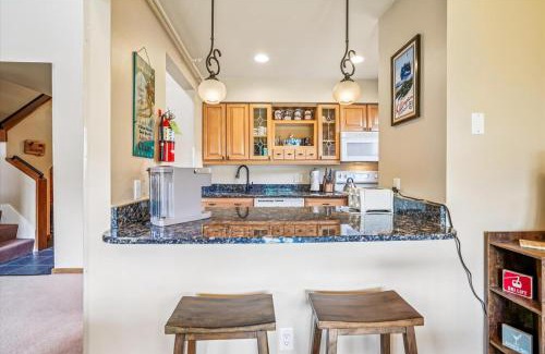 Central Vermont- Killington House | Trail Creek 12