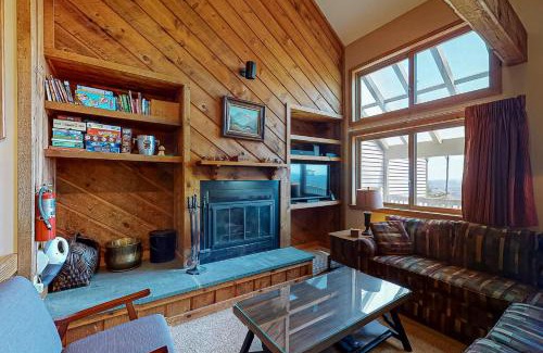 Ludlow Apartment | Trailside 32C