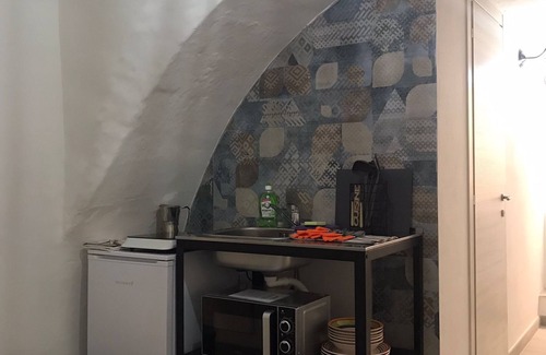 Isola del Borgo Antico Apartment | TRAMONTANA apartment with whirlpool shower in the room
