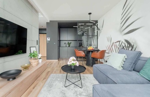 Srodmiescie Apartment | Tramwajowa 17B | Family Apartment | Wi-Fi