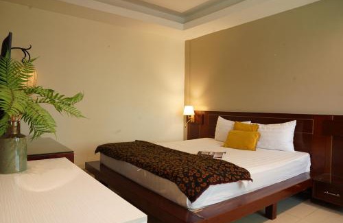 Binh Thanh Hotel | Trang An Hotel - 10 minutes Landmark 81