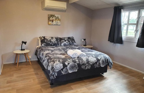 Trangie House | Trangie Caravan Park