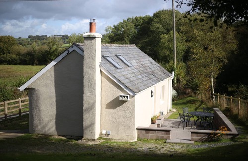 Felinfach Cottage | Tranquil 1 bedroom cottage 15mins drive to the sea Perfect for 2, can sleep 5