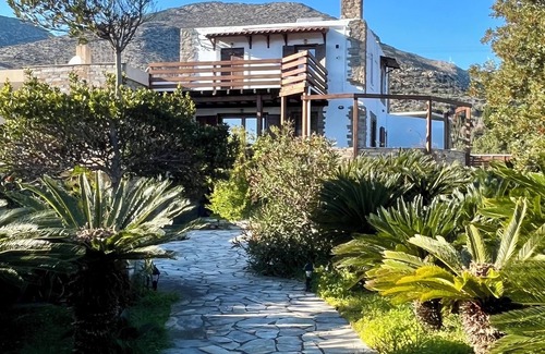 Karystos Villa | Tranquil 2-bedroom villa in Evia with WiFi, AC
