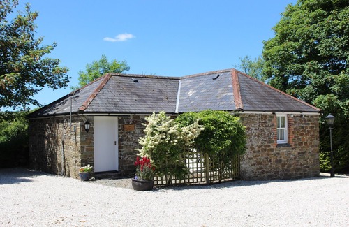 St. Keyne Cottage | Tranquil 270 year Old Stone Cottage refurbished to high standard set in 3 acres
