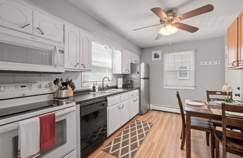 Spring Lake Park Apartment | Tranquil 2BR Apt Mpls - 8075 Apt 2